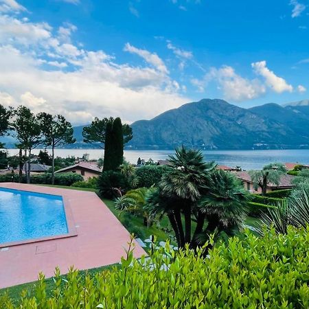 Lake View, Swimming Pool, Tennis Court And Private Parking 메체그라 외부 사진
