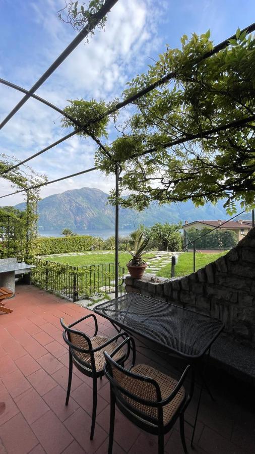 Lake View, Swimming Pool, Tennis Court And Private Parking 메체그라 외부 사진